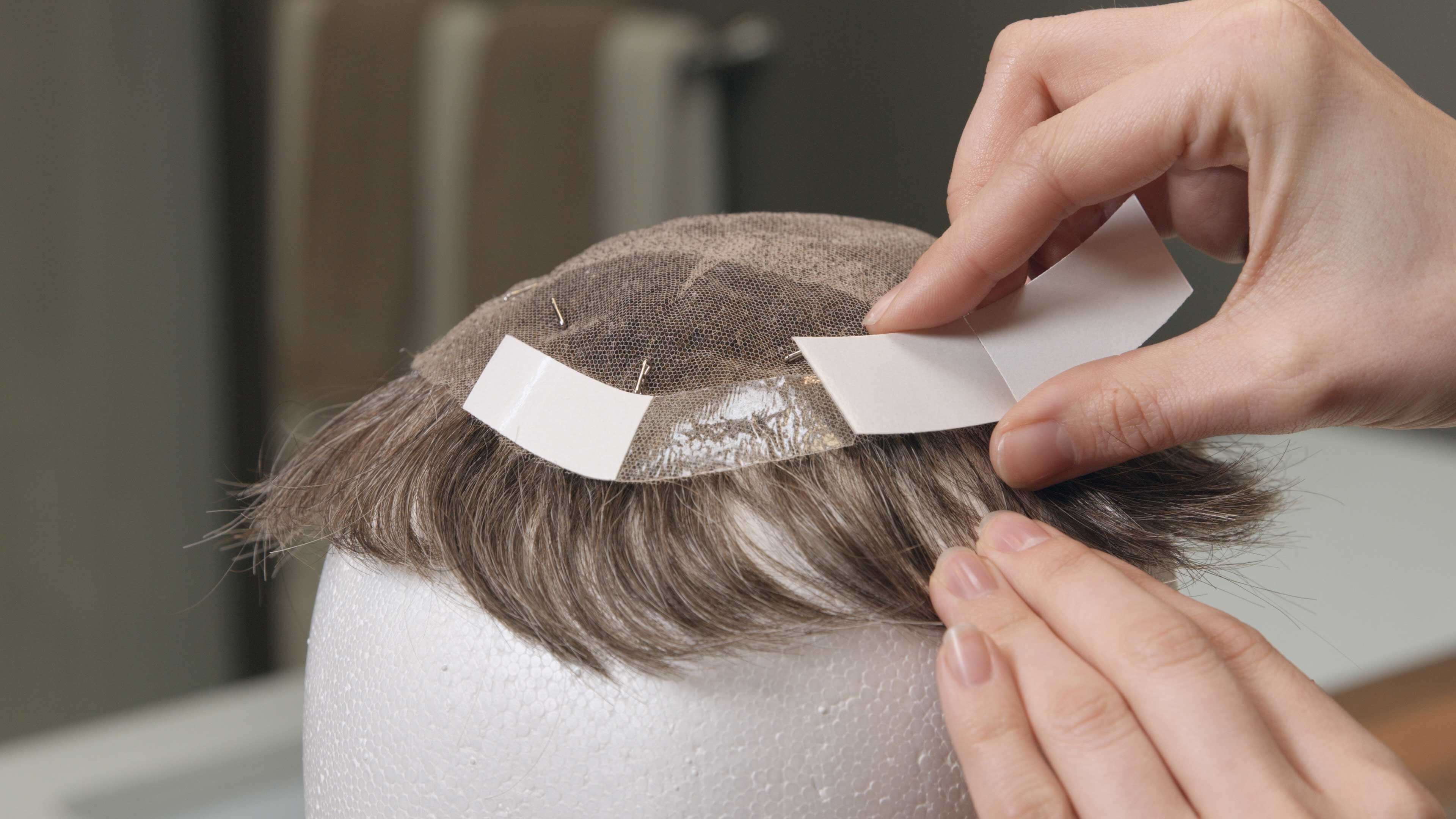 Protez Saç Uygulaması 4. Adım | Protez Saç Nasıl Bantlanır?