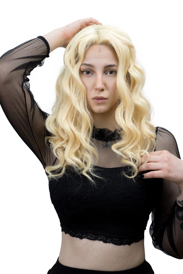 S-Well®Dancia Full Tül Kadın Medikal Peruk S-Well Dancia Full Tül Kadın Medikal Peruk Modeli Platin Sarı