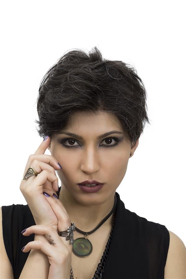 S-Well®Pixie Kadın Kısa Medikal Peruk S-Well Pixie Kadın Kısa Medikal Peruk Modeli Doğal Renk %10 Kırçıllı
