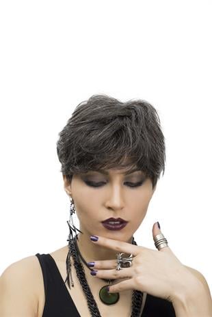 S-Well®Pixie Kadın Kısa Medikal Peruk S-Well Pixie Kadın Kısa Medikal Peruk Modeli Kestane Renk & %25 Kırçıllı