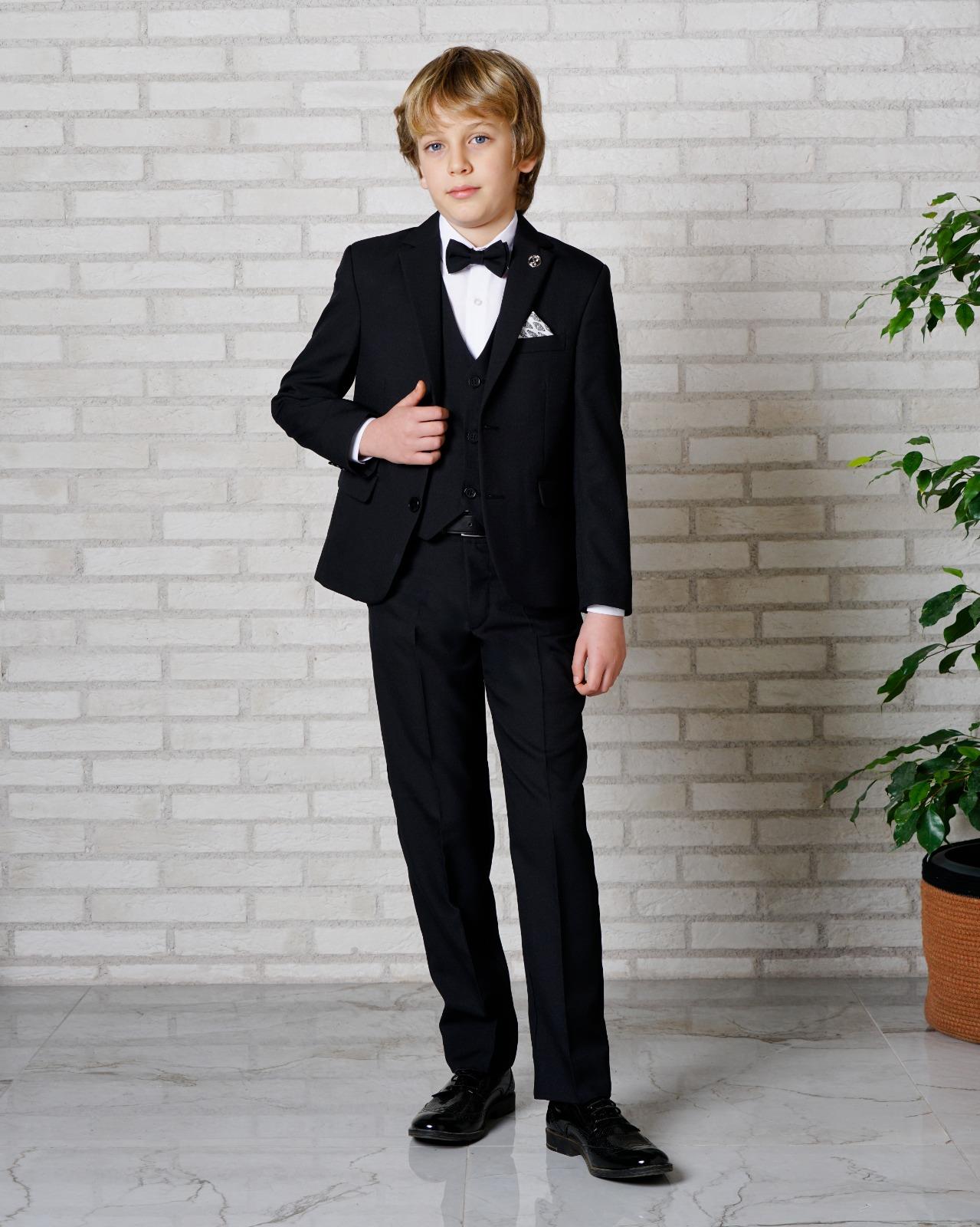 Erkek Çocuk Takım Elbise Siyah Ceket-Yelek-Gömlek-Pantolon -Papyon Takım Elbise 3-14 Yaş  