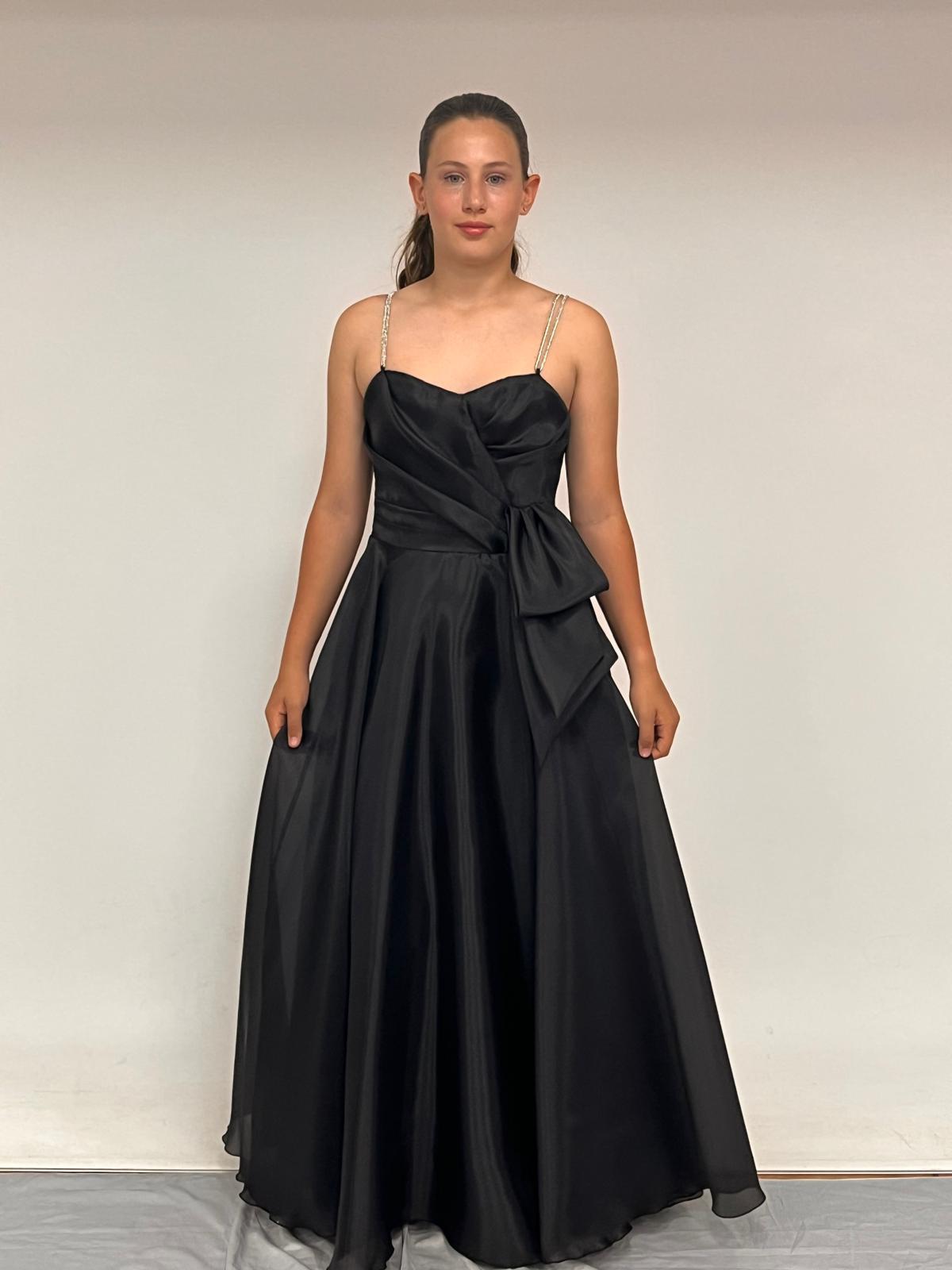 Kız Çocuk Abiye Siyah Taş Kordon Askılı Kalp Yaka Yandan Kendinden Kuşak Detaylı  Şifon Uzun Abiye Elbise 10-15 Yaş