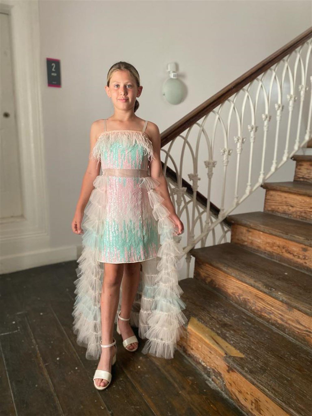 Kız Çocuk Kısa Payetli Elbise Etekleri Kat Kat Renki 8-16 Yaş