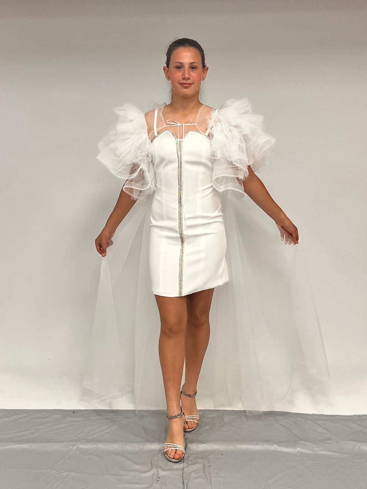 Kız Çocuk Abiye Krem Krep Kumaş  Askılı Taş Şerit İşlemeli Kolları Farbalı Çıkabilen Pelerin  Detaylı İllüzyon Yaka  Abiye Elbise 10-15 Yaş