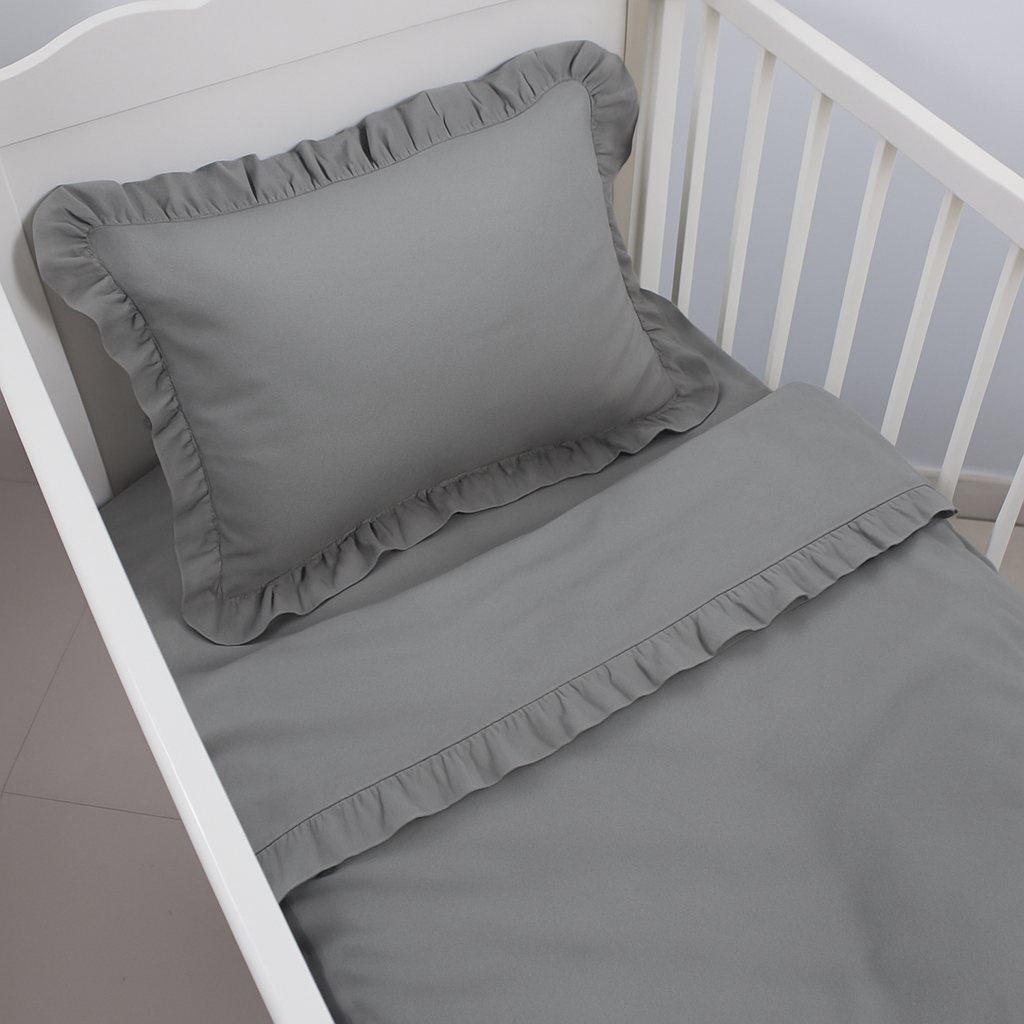 Gümüş Bebek Nevresim Takımı – 60x120 | 70x140 | 80x130 Beşik Uyumlu – Fırfırlı Premium Set