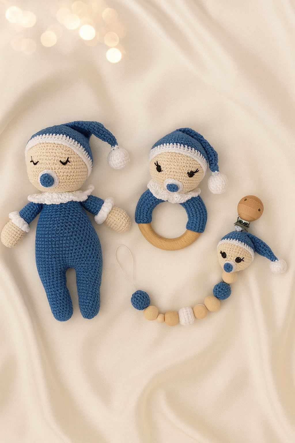 Jaju Baby Amigurumi Emzikli Bebek 22 cm Çıngırak ve Emzik Zinciri Üçlü Set 