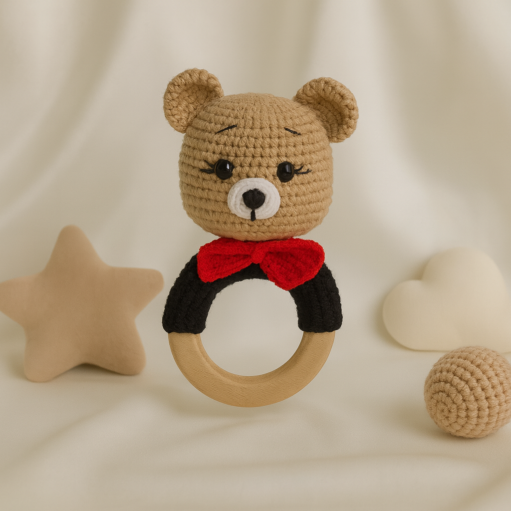 Jaju Baby Amigurumi Kırmızı Ayıcık Diş Kaşıyıcılı Çıngırak 14 cm