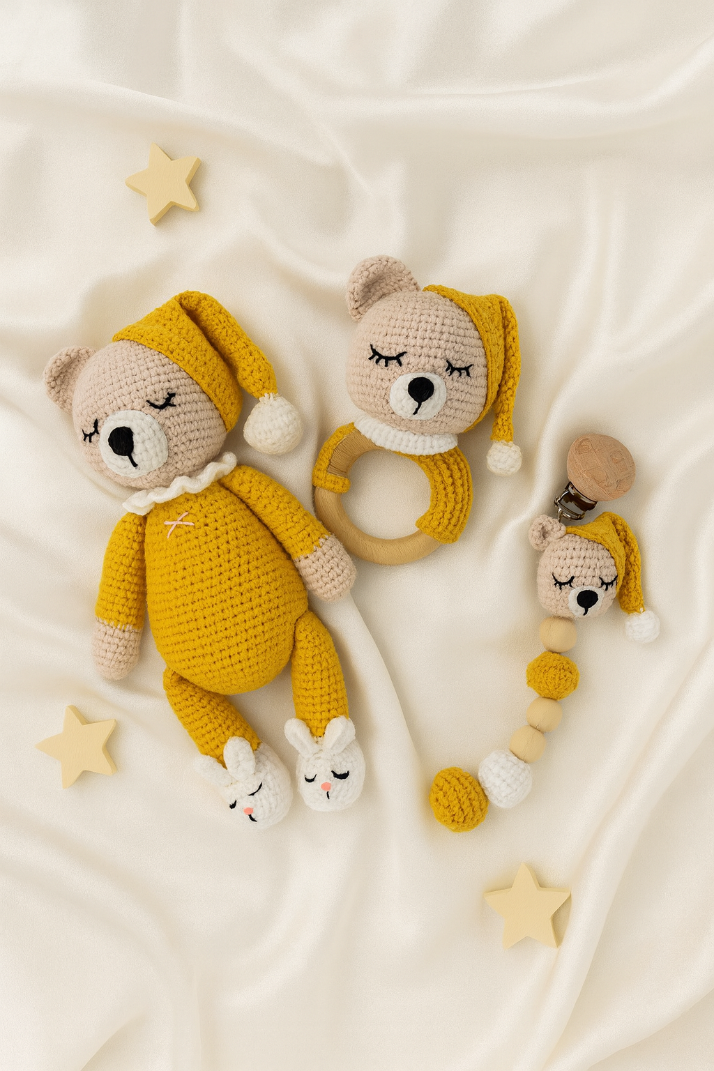 Jaju Baby Amigurumi Sarı Uykucu Ayıcık 22 cm Çıngırak ve Emzik Zinciri Üçlü Set 