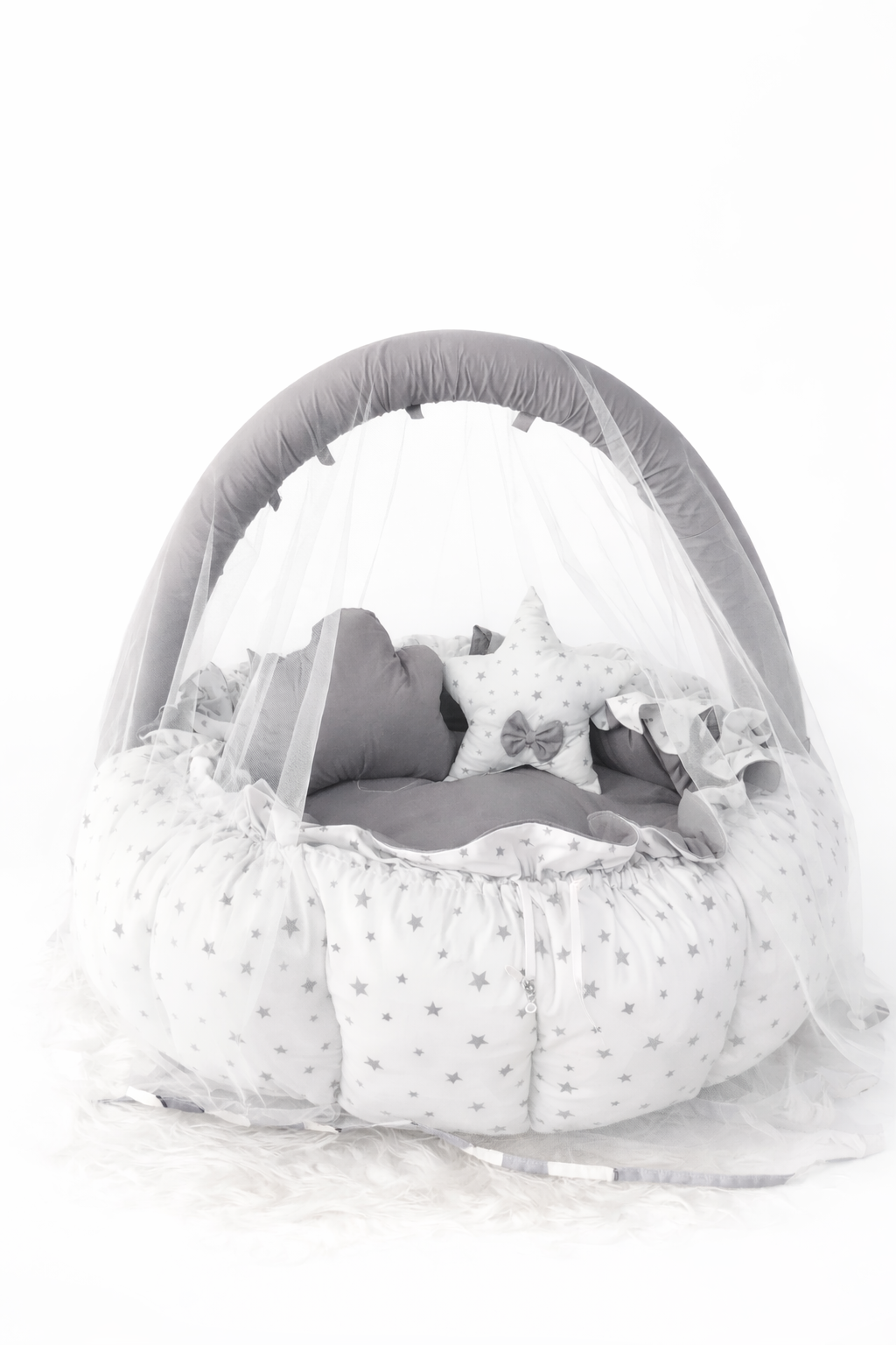 Jaju Baby Gri Yıldız Desenli Tasarım Lüx Oyun Minderi Babynest Cibinlik Tül Oyuncak Aparat Set