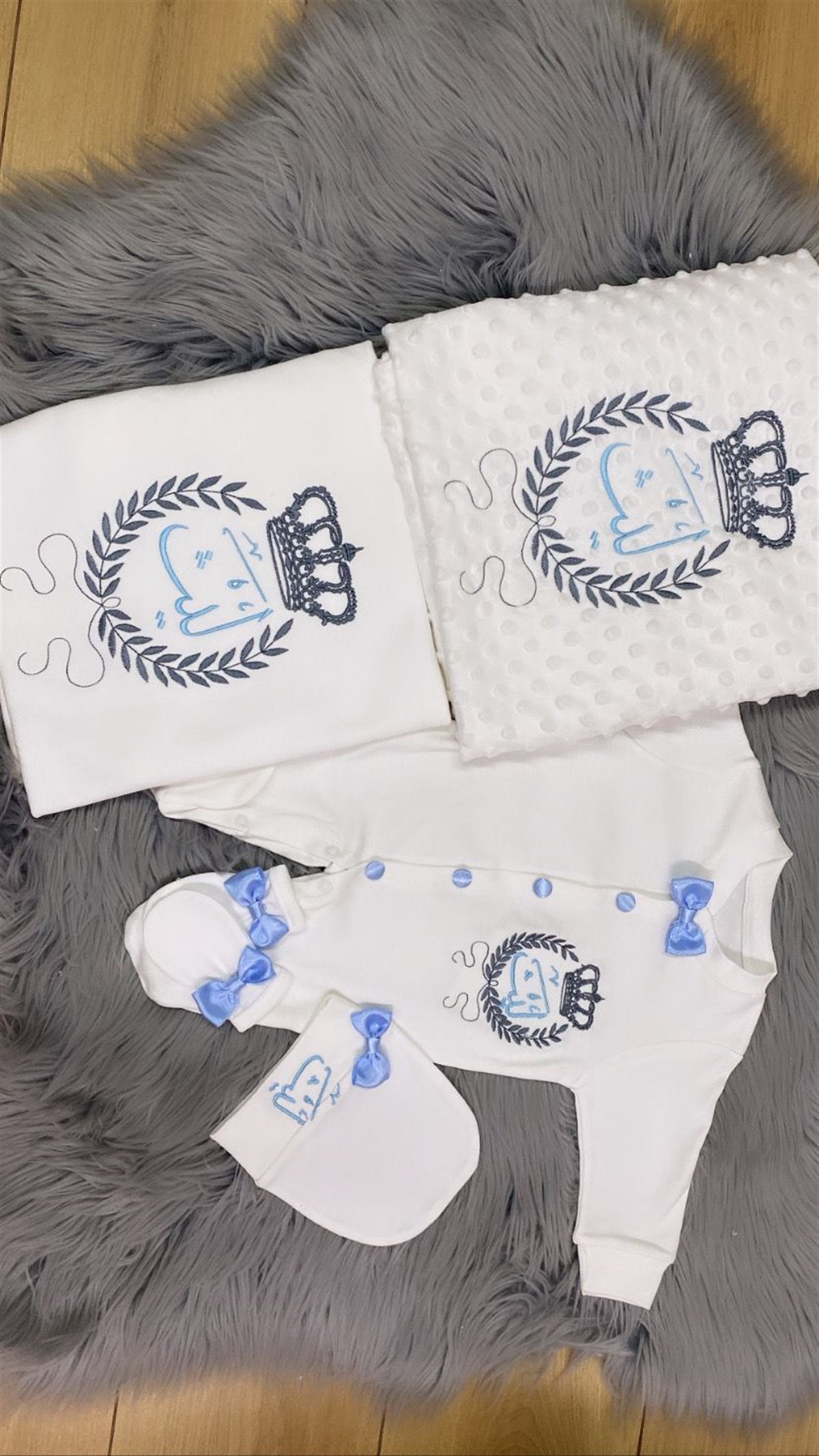 Jaju Baby Kral Taç ve İsim İşlemeli Tasarım Bebek Tulum Set