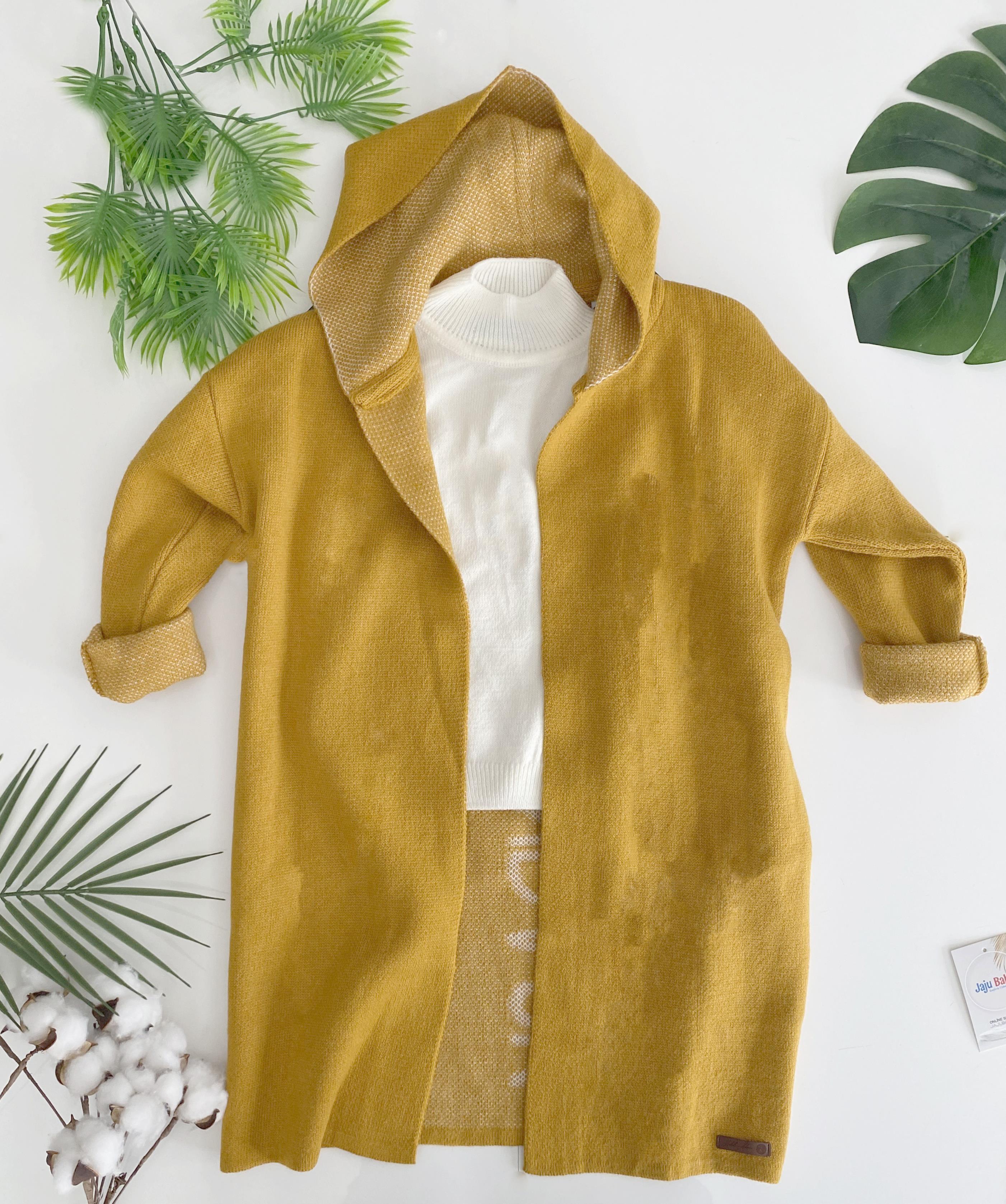 Jaju Baby Krem Boğazlı Sıfır Kol Kazak Ve Sarı Hırka Takım