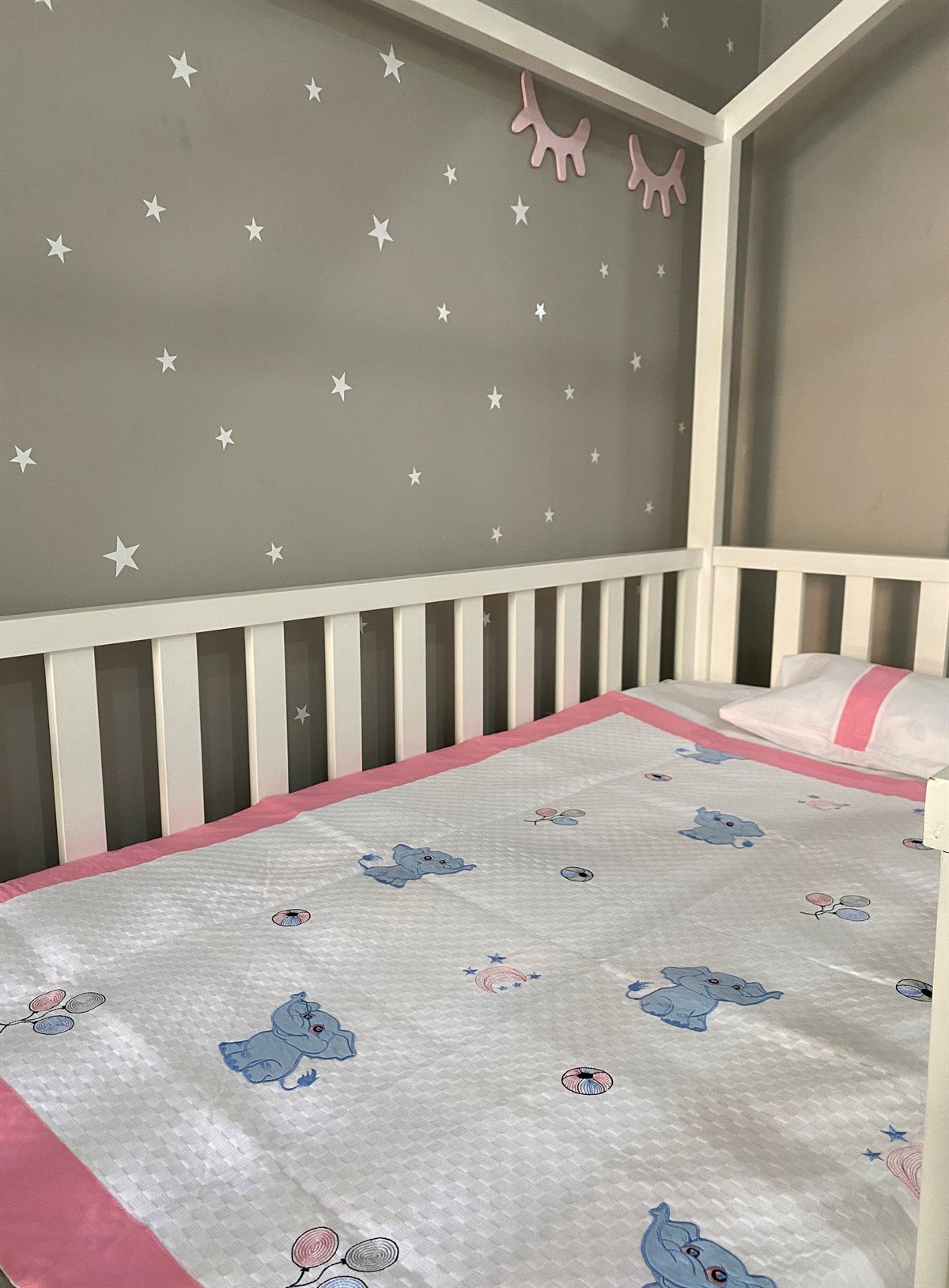 Jaju Baby Pembe Fil Baskılı Pike Takımı