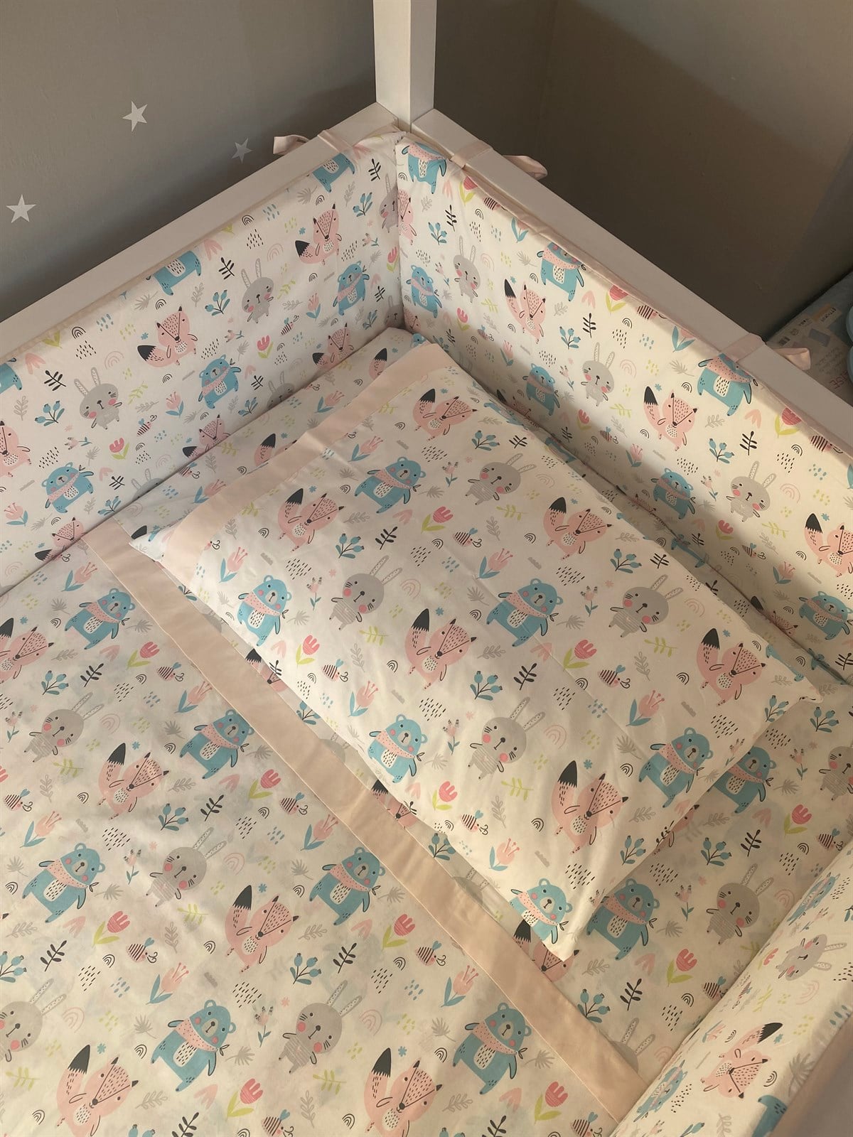 Jaju Baby Sevimli Hayvanlar Desenli Bebek Nevresim Takımı ve Kenar Koruma