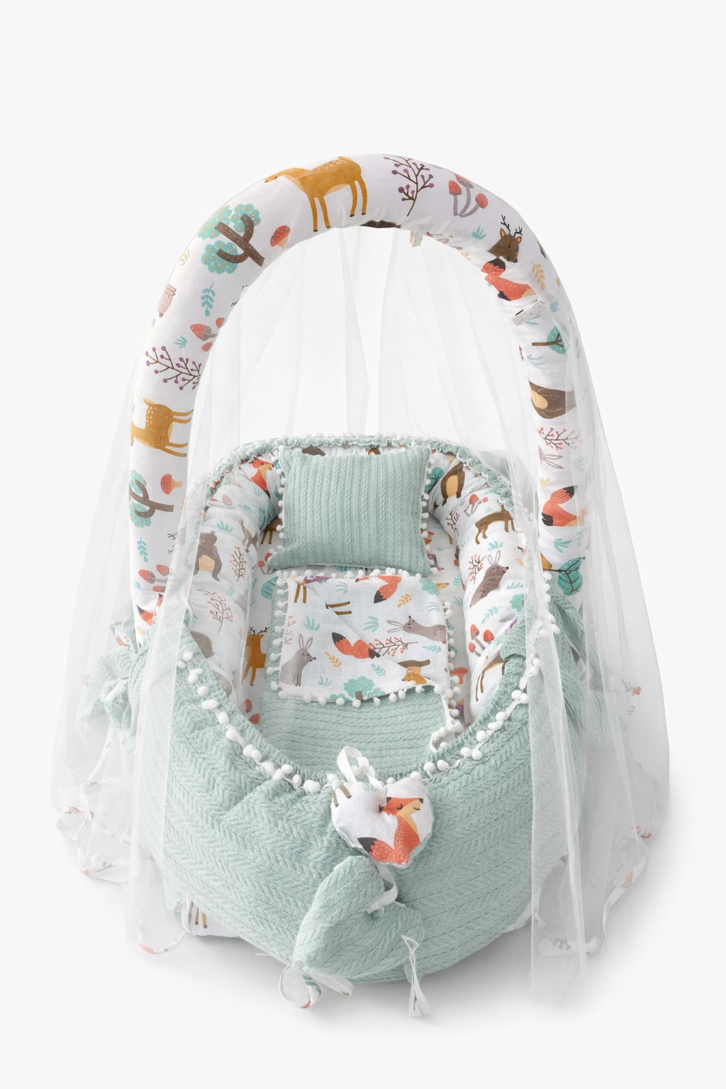 Jaju Baby Yeşil Örgü Pike Kumaş ve Orman Müslin Kumaş Ponponlu Babynest ve Yorgan Oyuncak Aparat ve Tül Set