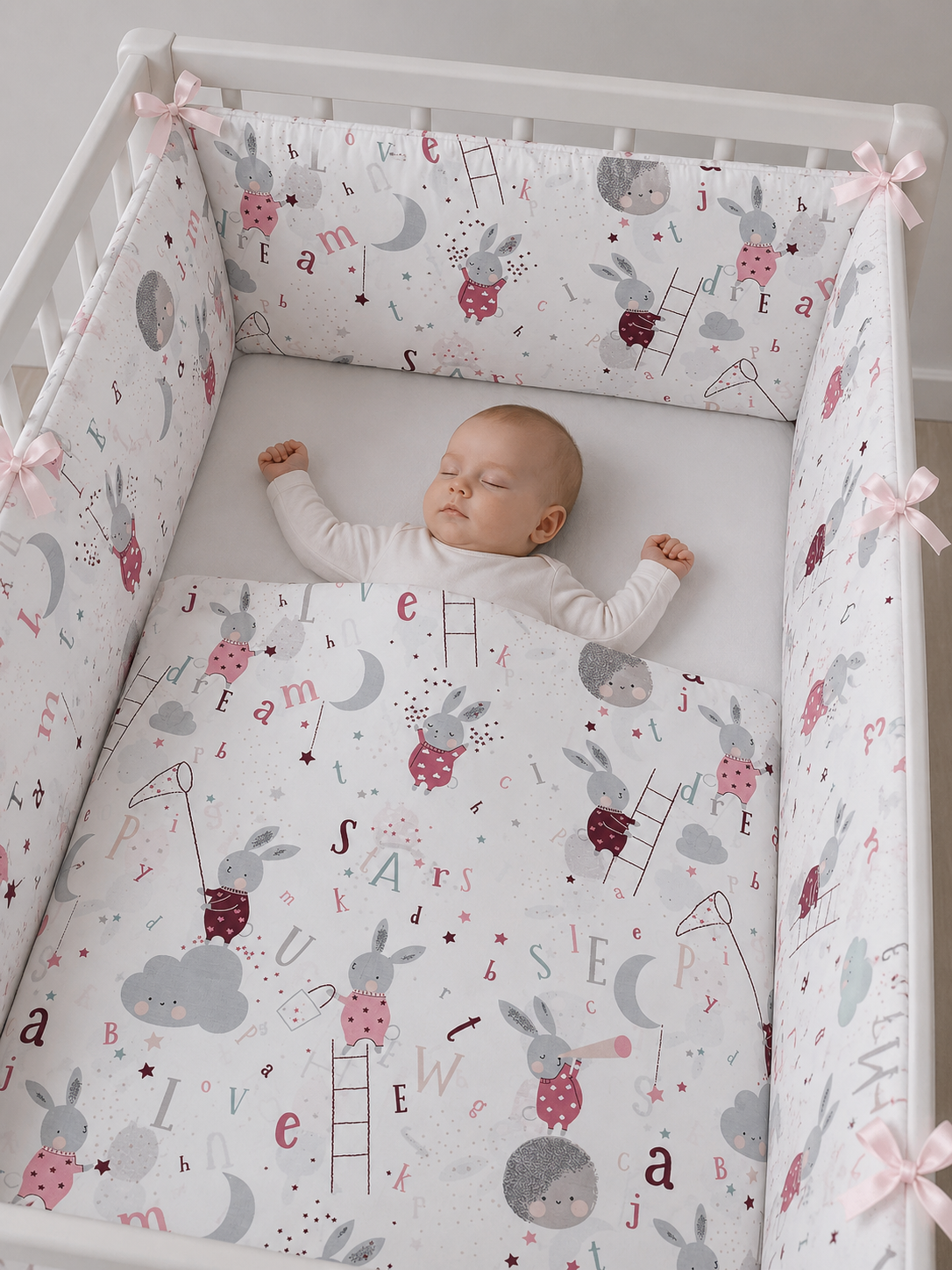 Sevimli Tavşan Pembe (4 Kenar) Beşik Koruma – Montessori Yumuşak Bebek Uyku Koruyucu