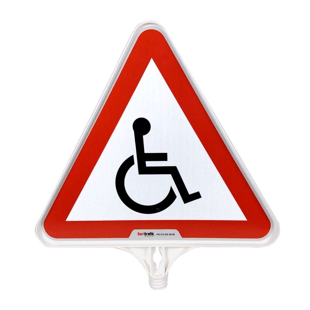 Engelli Park Yeri Üçgen Uyarı Levhalı Delinatör Seti Sarı