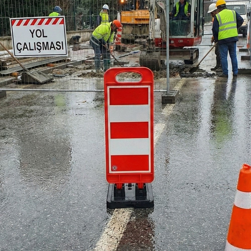 Katlanır Uyarı Levhası 70 x 20 cm
