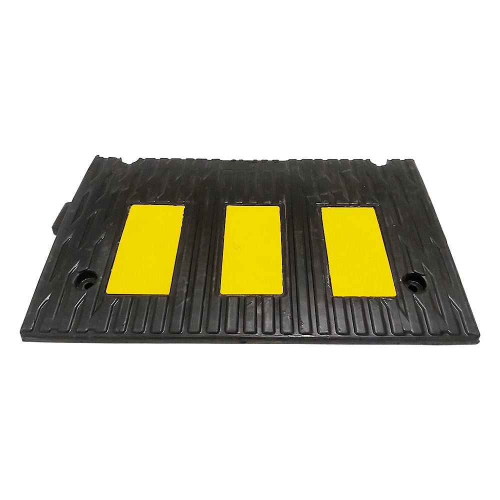 Rubber Ramp with 3 Reflective Stripes 50 x 30 x 4,5 cm