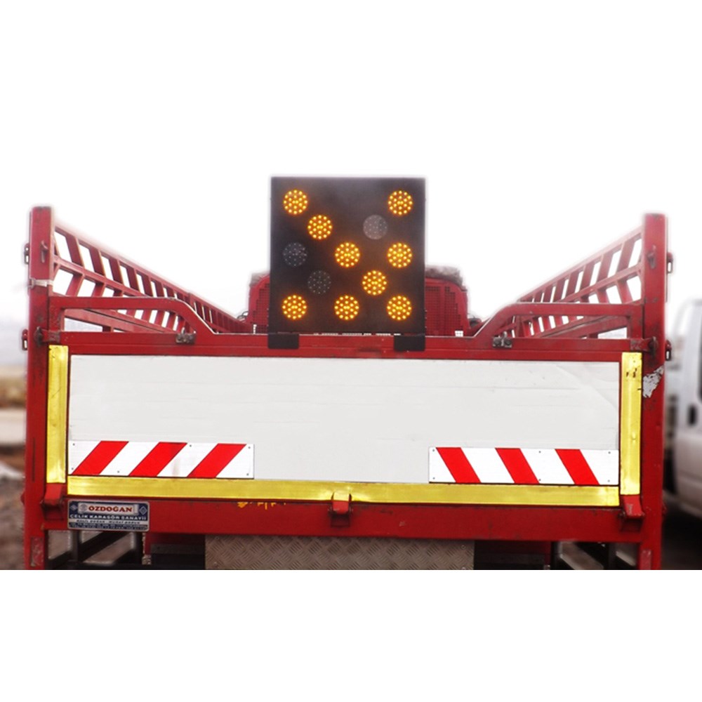 Mecburi Yön Levhası Kamyon Arkası 50 x 50 cm