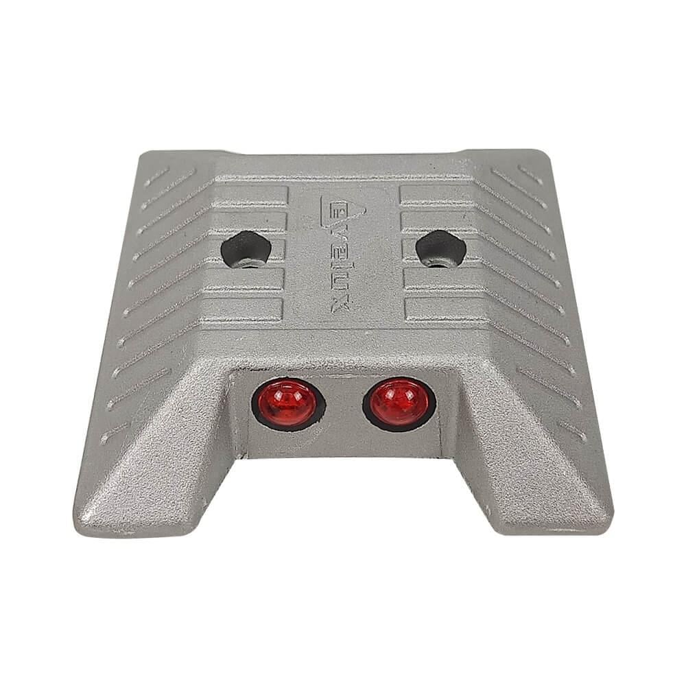 10-Pack Metal Road Stud with Cat Eyes 2.8 x 12 x 12 cm