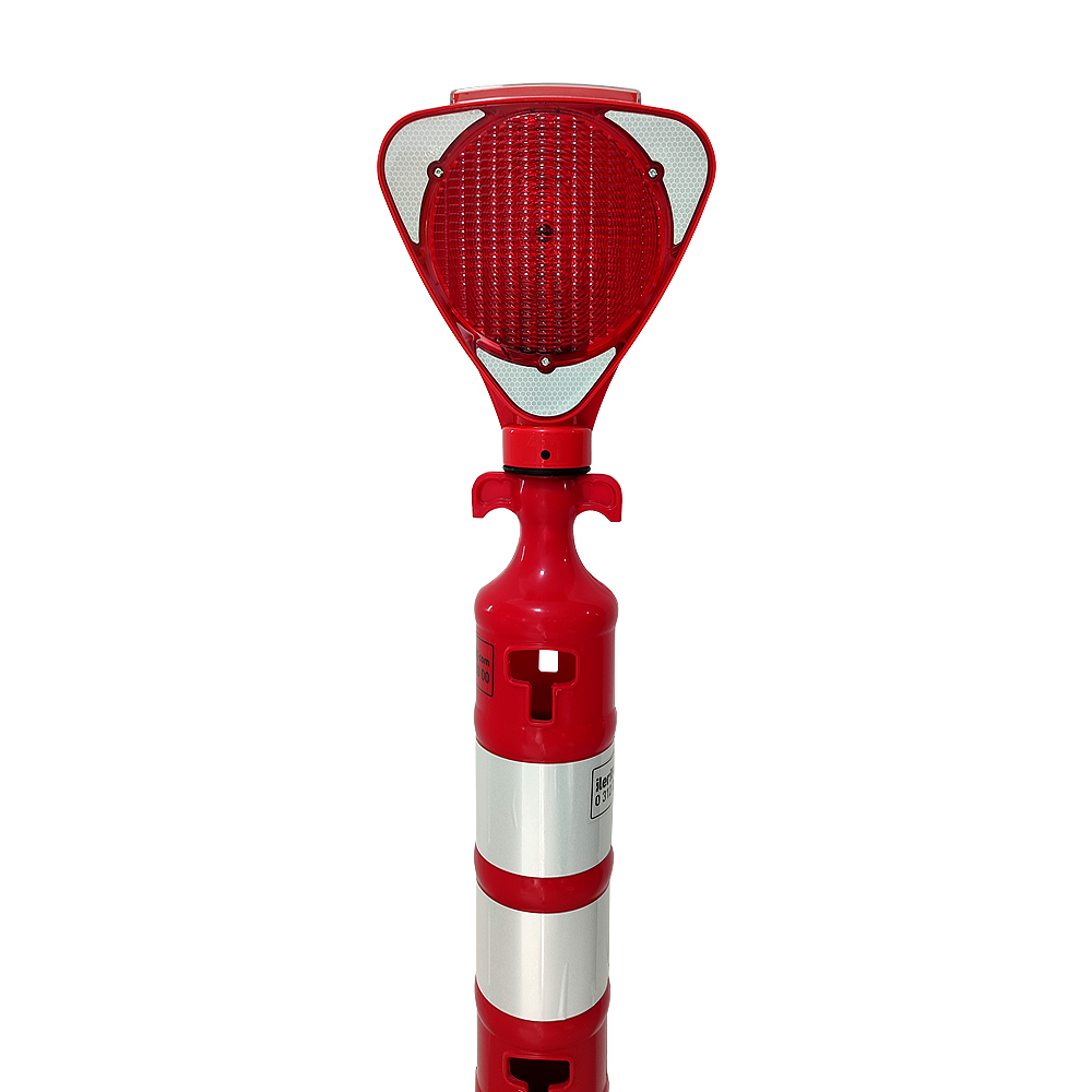 Solar Üçgen Flaşörlü - Plastik Ağırlıklı Yol Dikmesi Seti 148 x 11 cm