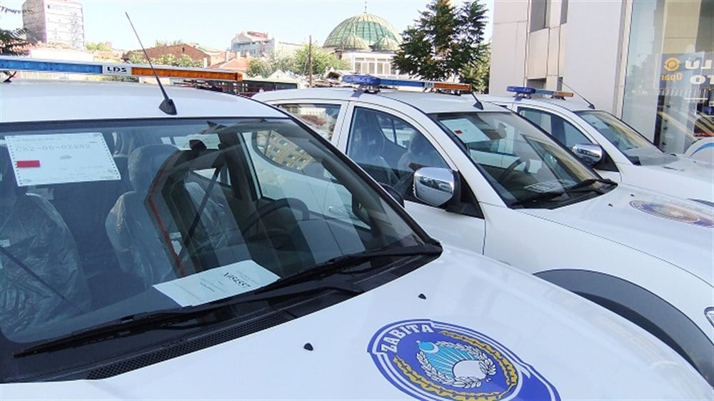 Zabıta Tepe Lambası Sharp P-122