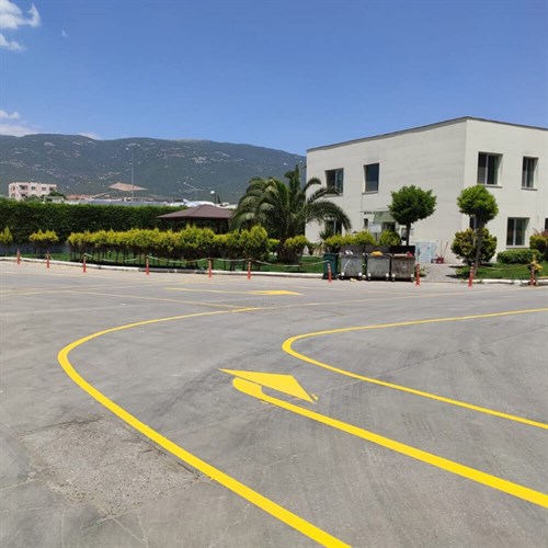 Signaline Alkid Esaslı Yol Çizgi Boyası, Şerit Boyası 25 kg - Sarı