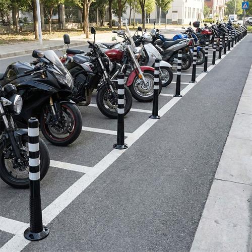 Black Delineator 100 x 8 cm TPE, With Adapter