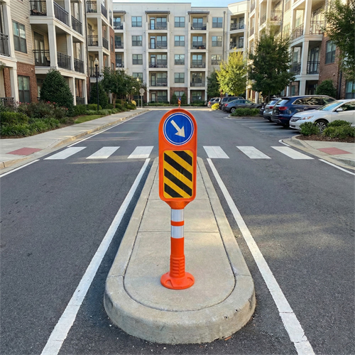 Delinatörlü Refüj Başı Levhası - Turuncu