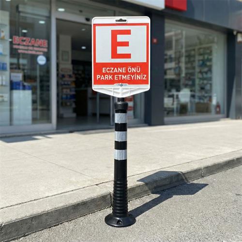 Eczane Önü Park Etmeyiniz Uyarı Levhalı Delinatör Seti Siyah