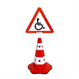 Engelli Park Yeri Çift Taraf Baskılı Klasik Kedi Gözlü Ağırlıklı Trafik Koni Seti Trafik Dubası