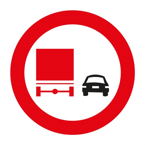 Kamyonlar İçin Öndeki Taşıtı Geçmek Yasaktır Levhası TT-28