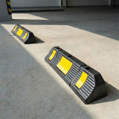 Kauçuk Araç Stoperi 60x12x10 cm, Araç Durdurucu
