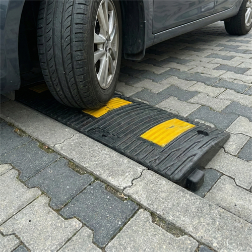 Kauçuk Rampa, Otopark Rampası, Kaldırım Rampası 25 x 50 x 4 cm 3 Metre