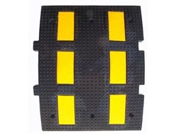 Kauçuk Hız Kesici 6 Bantlı, Yol Kasisi 60 x 50 x 4,5 cm