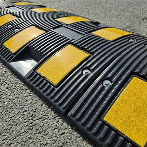 Kauçuk Hız Kesici, Yol Kasisi 4 Bantlı - 4 Metre Set