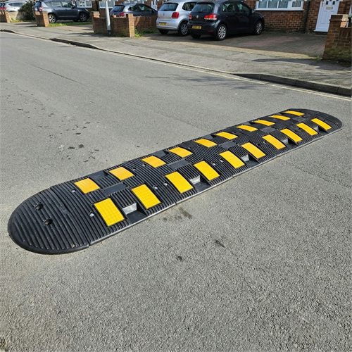 Kauçuk Hız Kesici, Yol Kasisi 4 Bantlı - 3,5 Metre Set