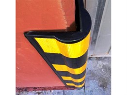 Kauçuk Otopark Köşe Kolon Koruyucu (Eko - Oval)