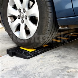 Kauçuk Otopark ve Eşik Rampası 30 x 50 x 4,5 cm