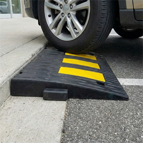 Kauçuk Rampa Set, Otopark Rampası, Kaldırım Rampası 30 x 50 x 4,5 cm - 3 Bantlı - 2,5 Metre