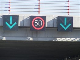 LED Lane Control Sign 100 x 100 cm