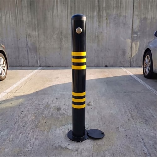 Siyah Kilitli Otopark Direği 70 cm, Çıkan Tip Ankrajlı Park Bariyeri