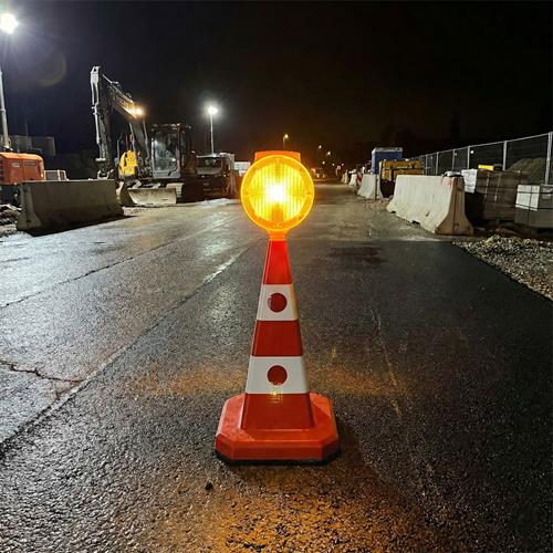 Solar Sarı Yuvarlak Flaşörlü Ultra Kedi Gözlü Ağırlıklı Trafik Koni Seti Trafik Dubası