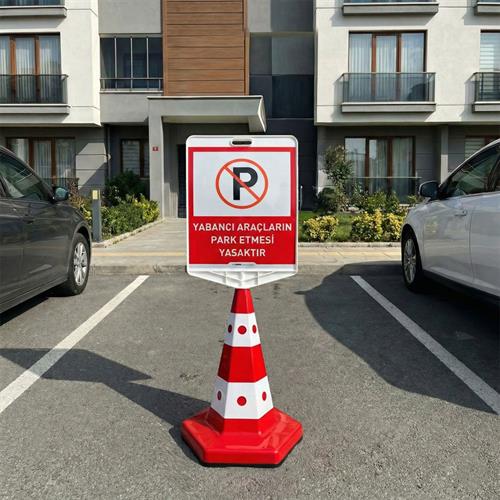Yabancı Araçların Park Etmesi Yasaktır Logo Klasik Kedi Gözlü Koni Seti Trafik Dubası