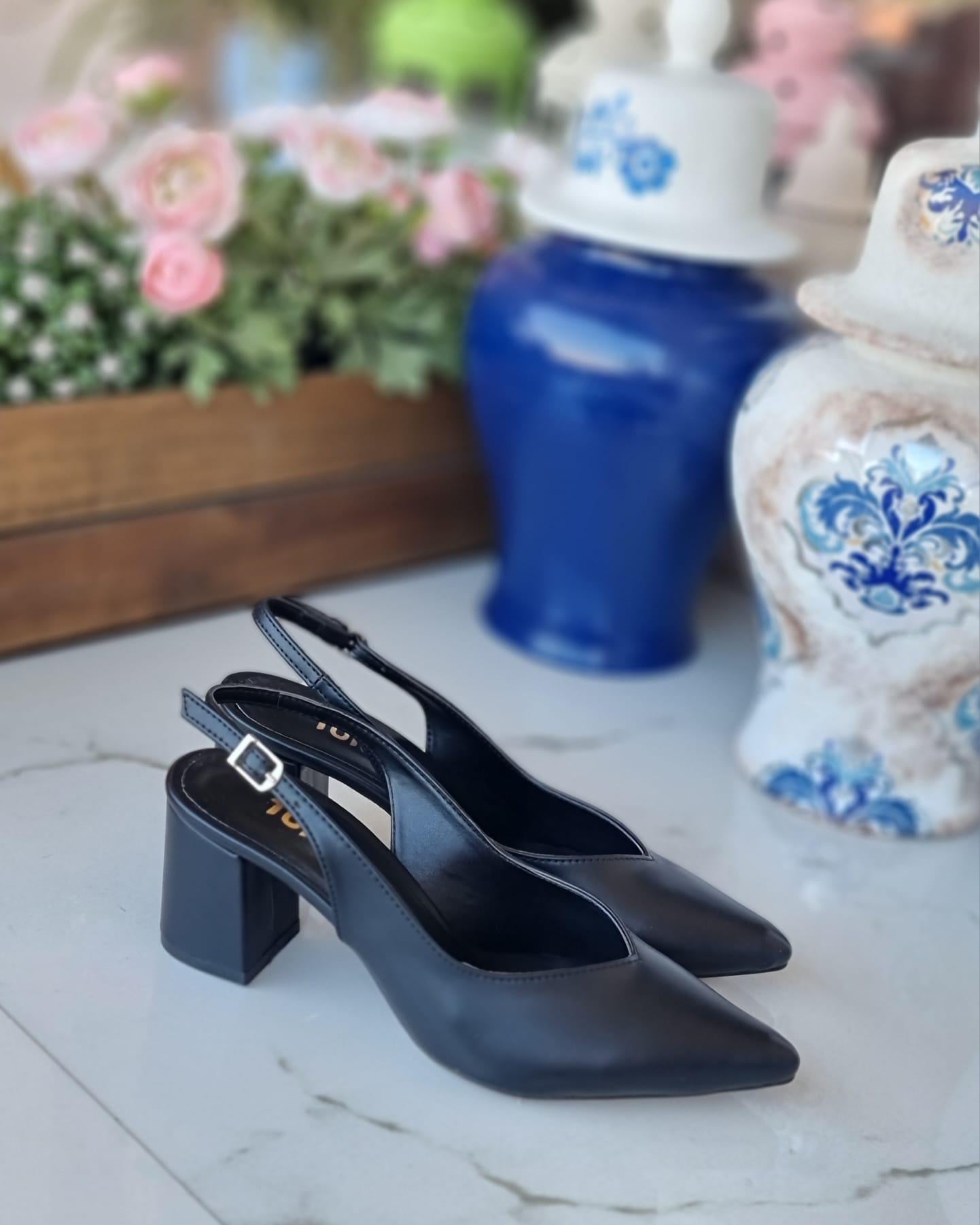 0085 0839 SİYAH DERİ