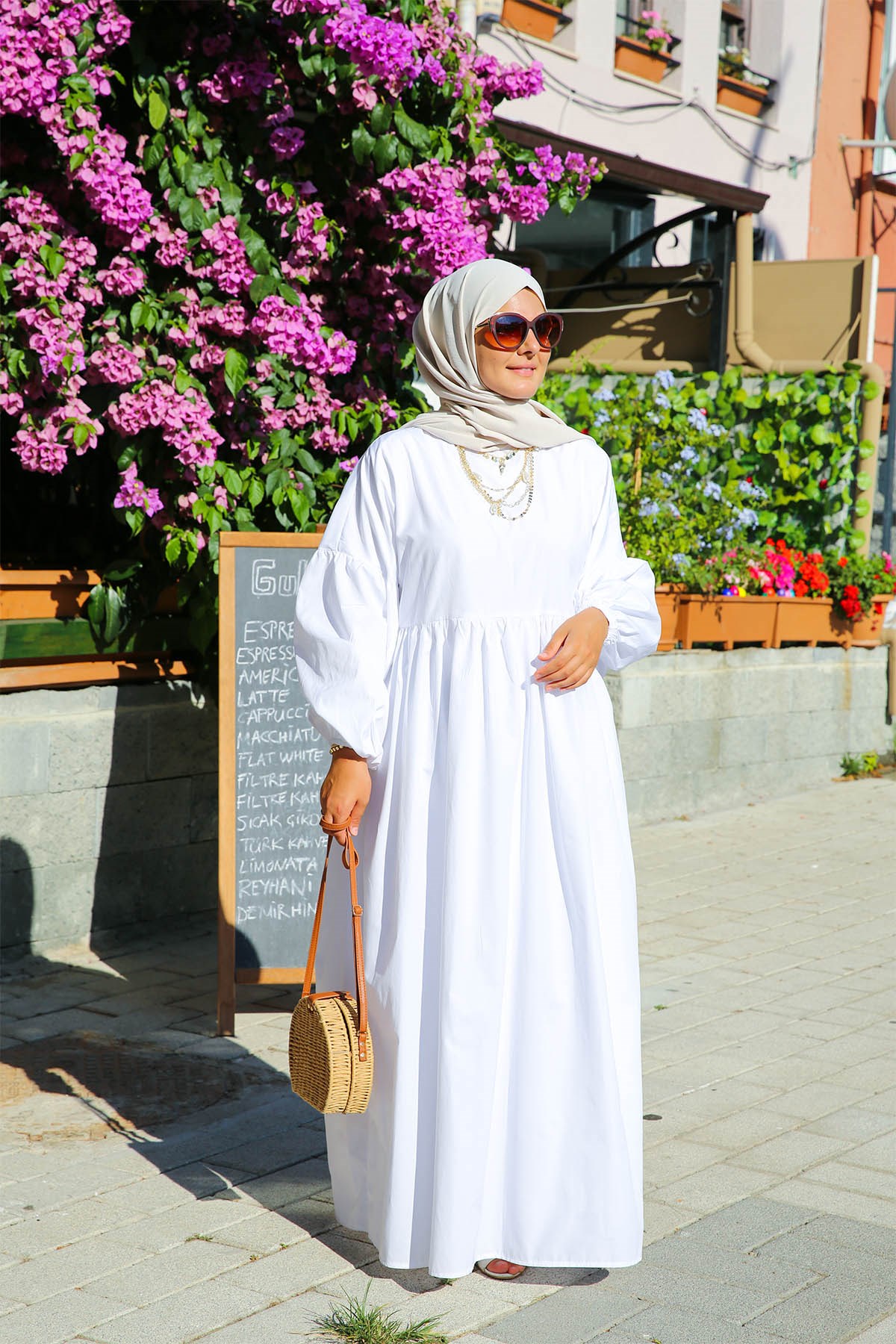 WHITE MINIMALIST DRESS | DILEK YAMAKOĞLU