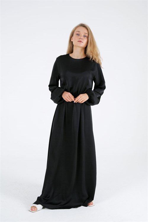ROBE SATINÉE NOIR