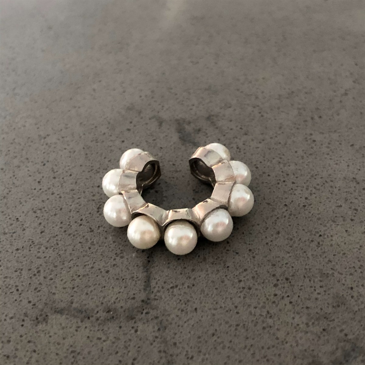 İnci Kıkırdak Küpe