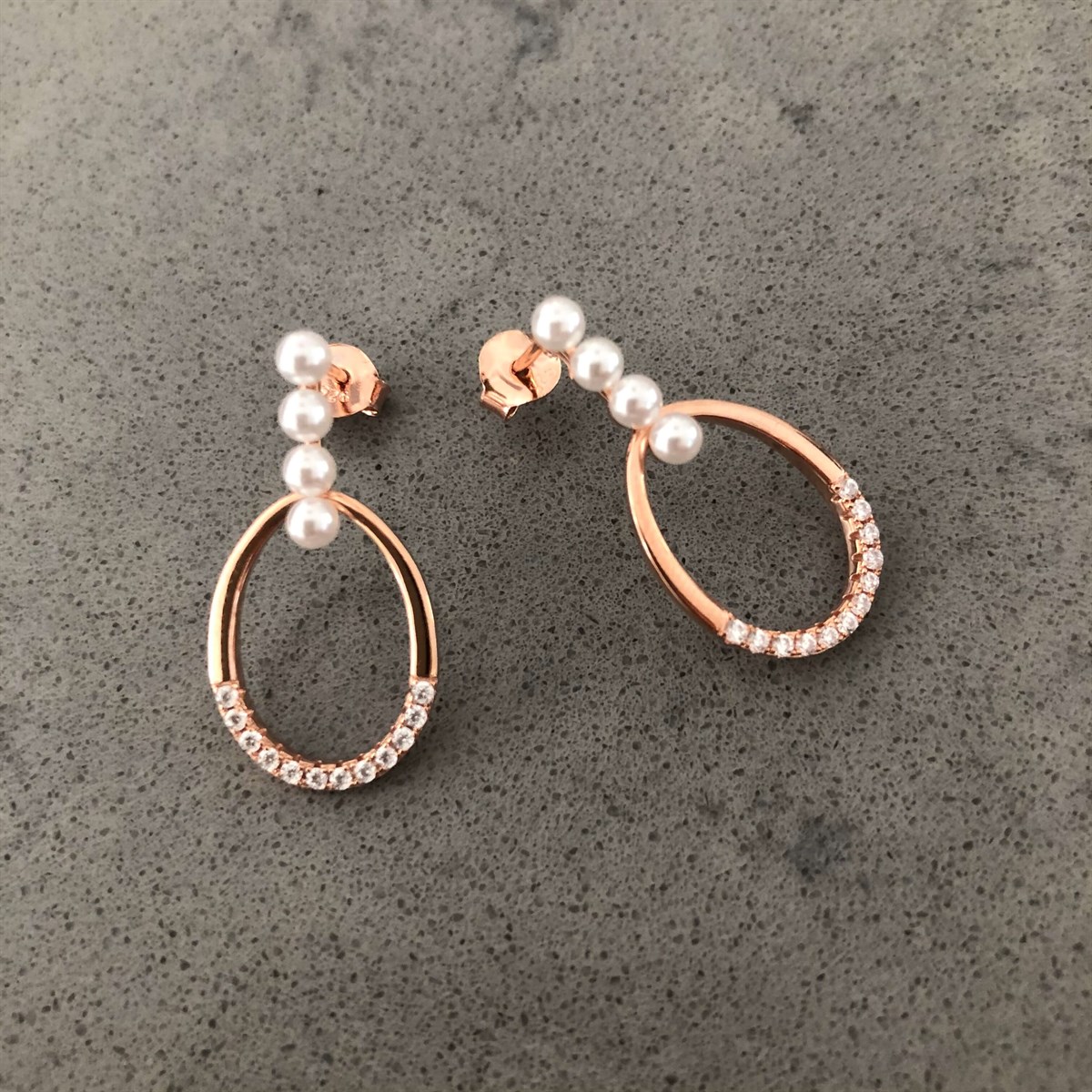 İnci Oval Halkalı Küpe 