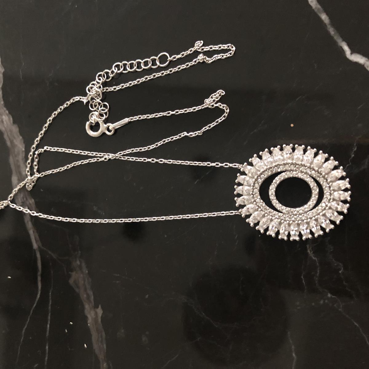 O Harfli Baget Taşlı Harf Kolye 